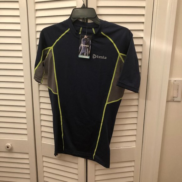 NWT Tesla Compression Performance base layer Training Shirt, L - Picture 1 of 8